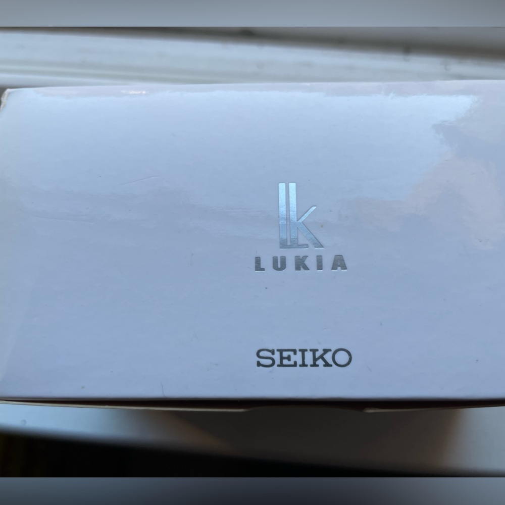 Seiko Lukia solar watch - Picture 14 of 14